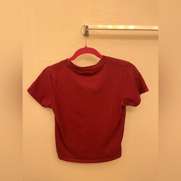 Brandy Melville maroon baby tee crop top shirt - Picture 6 of 7